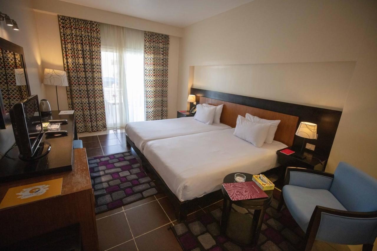 Deluxe Single Room,1092719103:JPEG