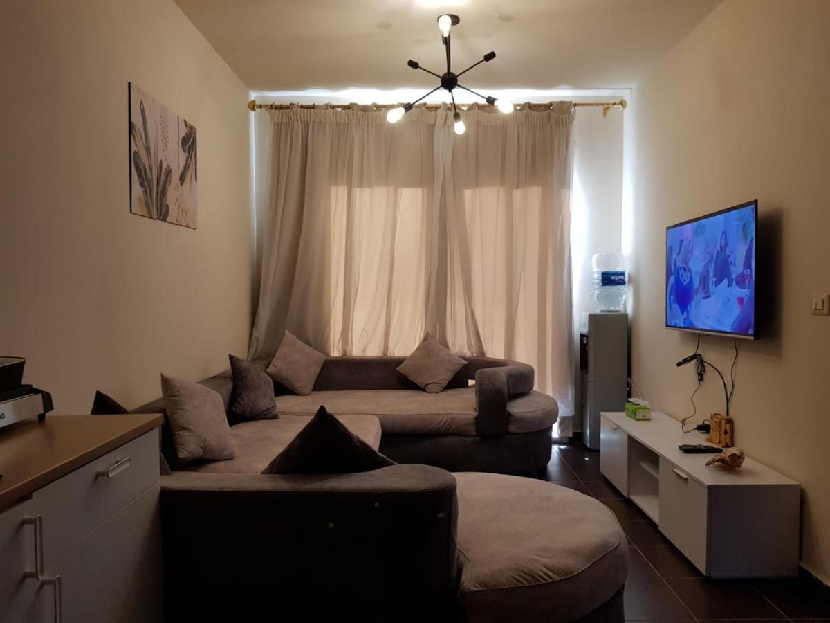 Kamer met Kingsize Bed en Uitzicht op de Tuin