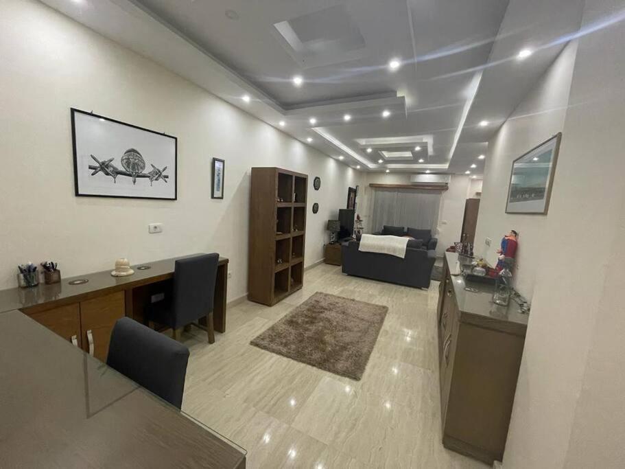 Apartamento con vistas a la piscina