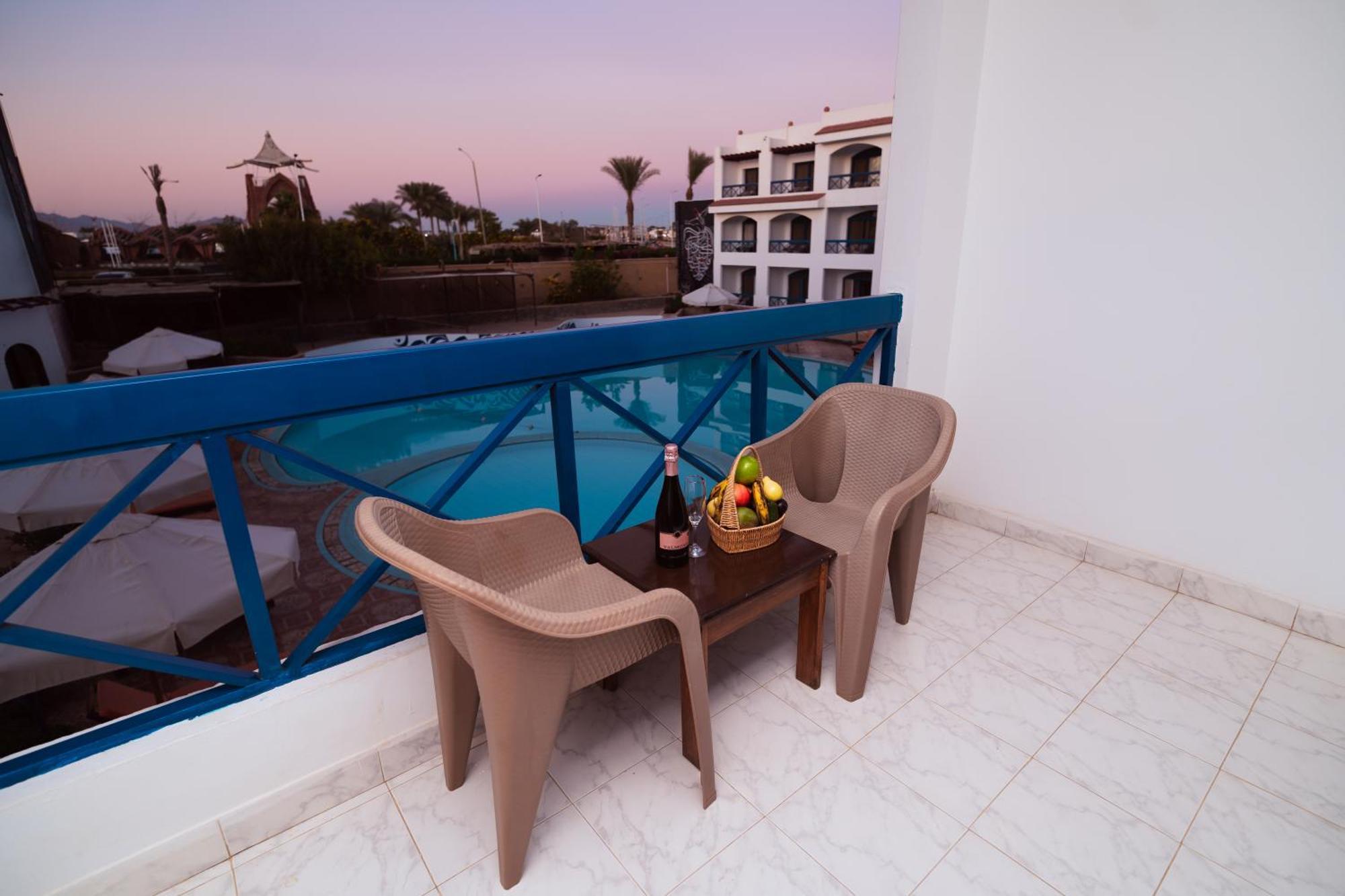 Double or Twin Room Pool View