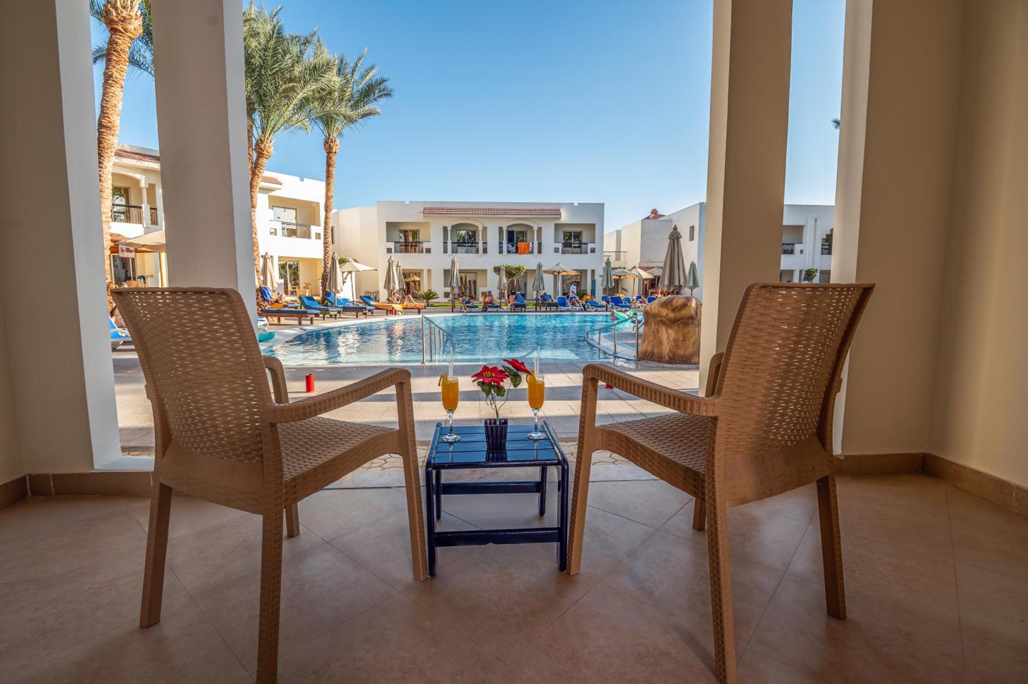 Superior Room with Pool View