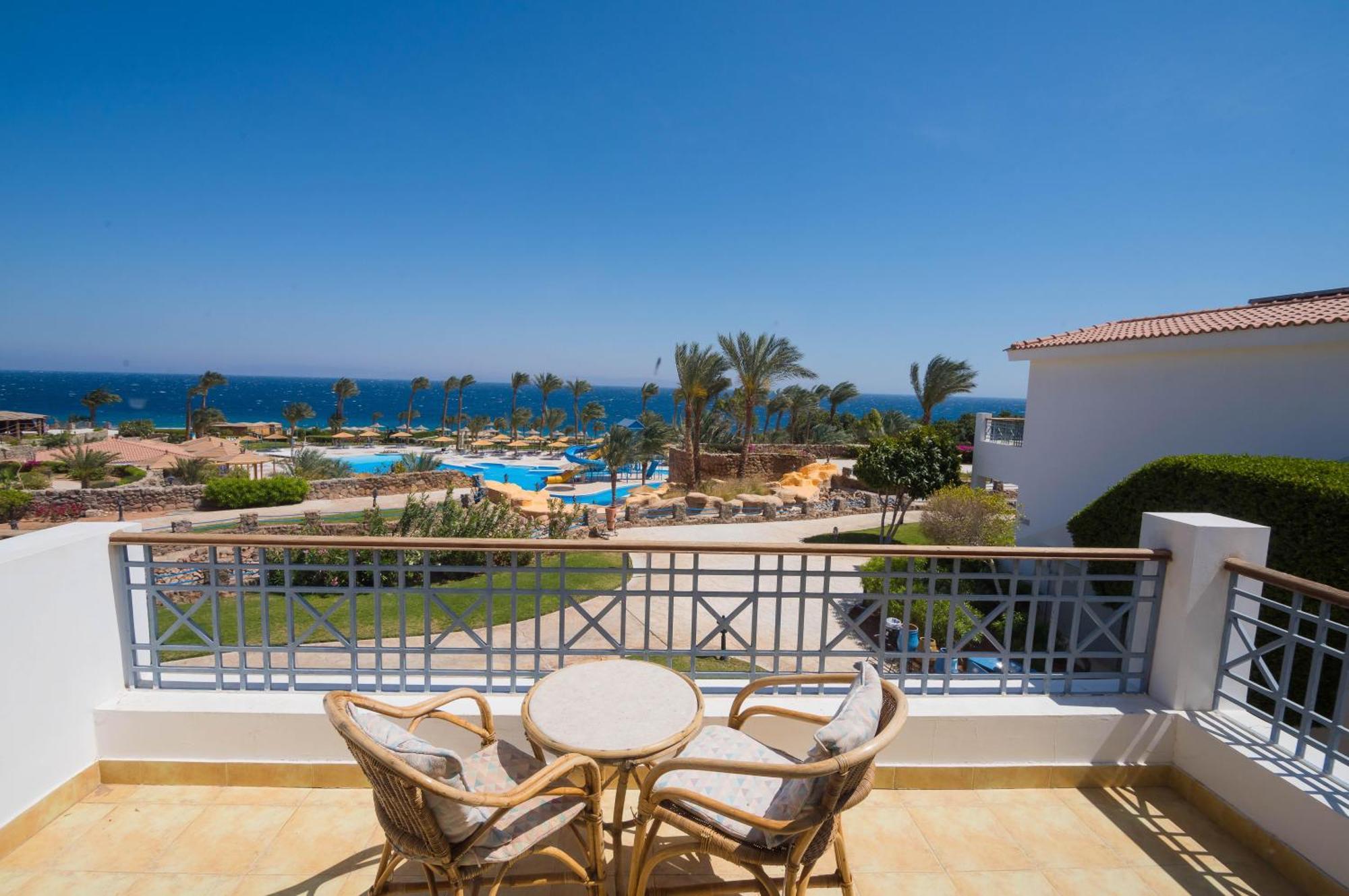 Superior Triple Room with Sea & Pool View