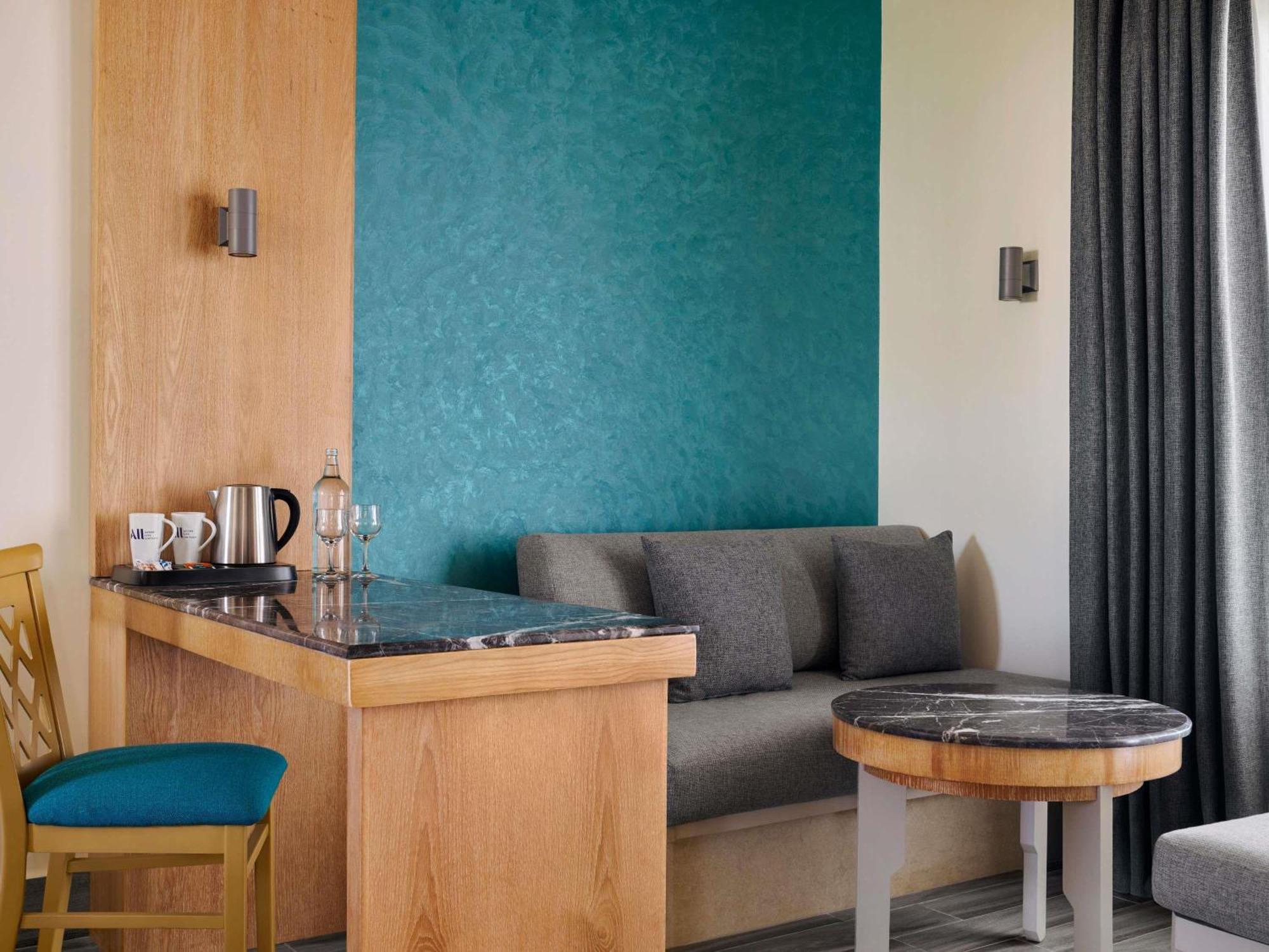  Standard Room With 1 Double Bed, Pool Side (Palm Wing),1730011194:JPEG