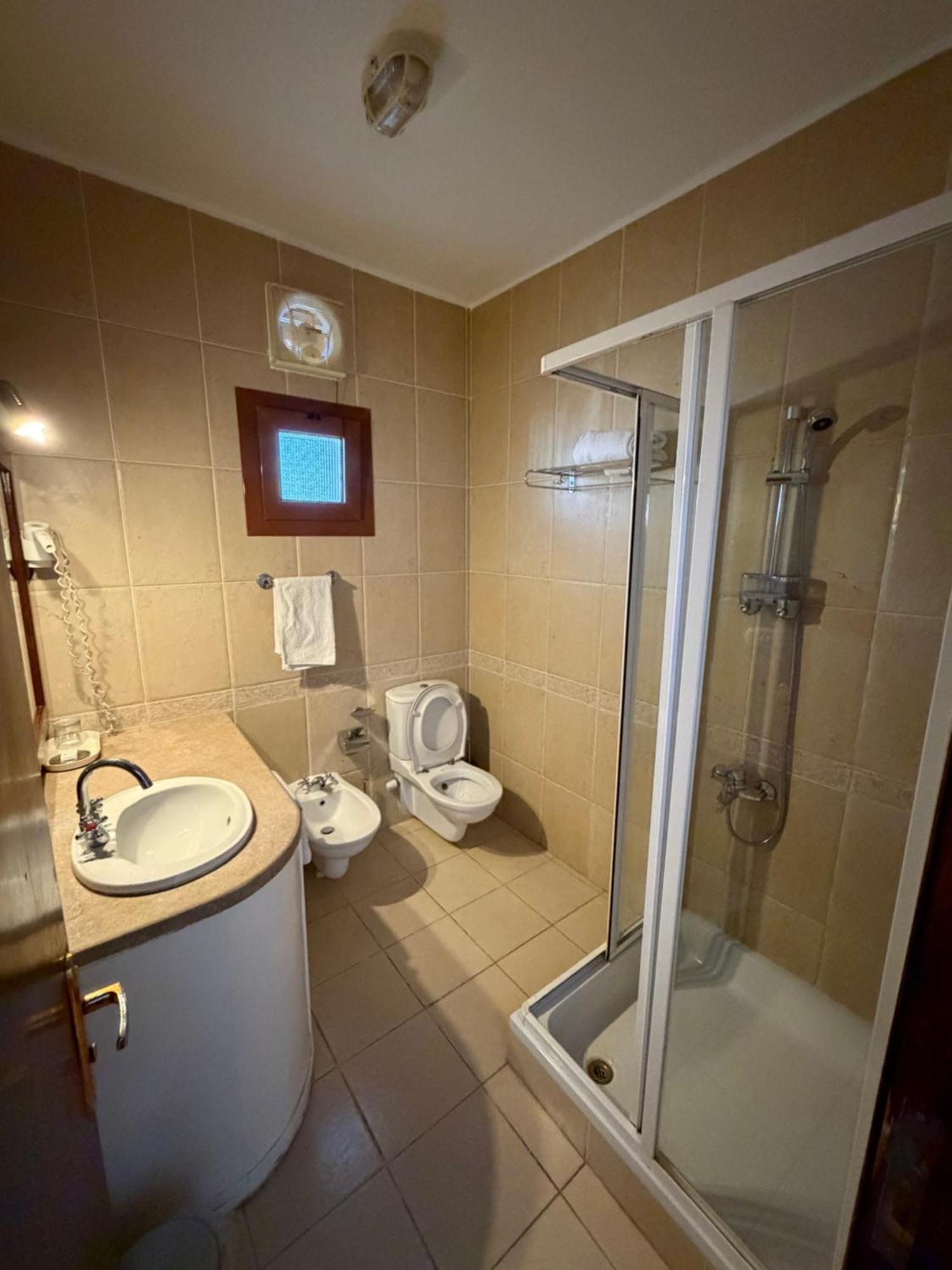 Studio,1747390728:JPEG