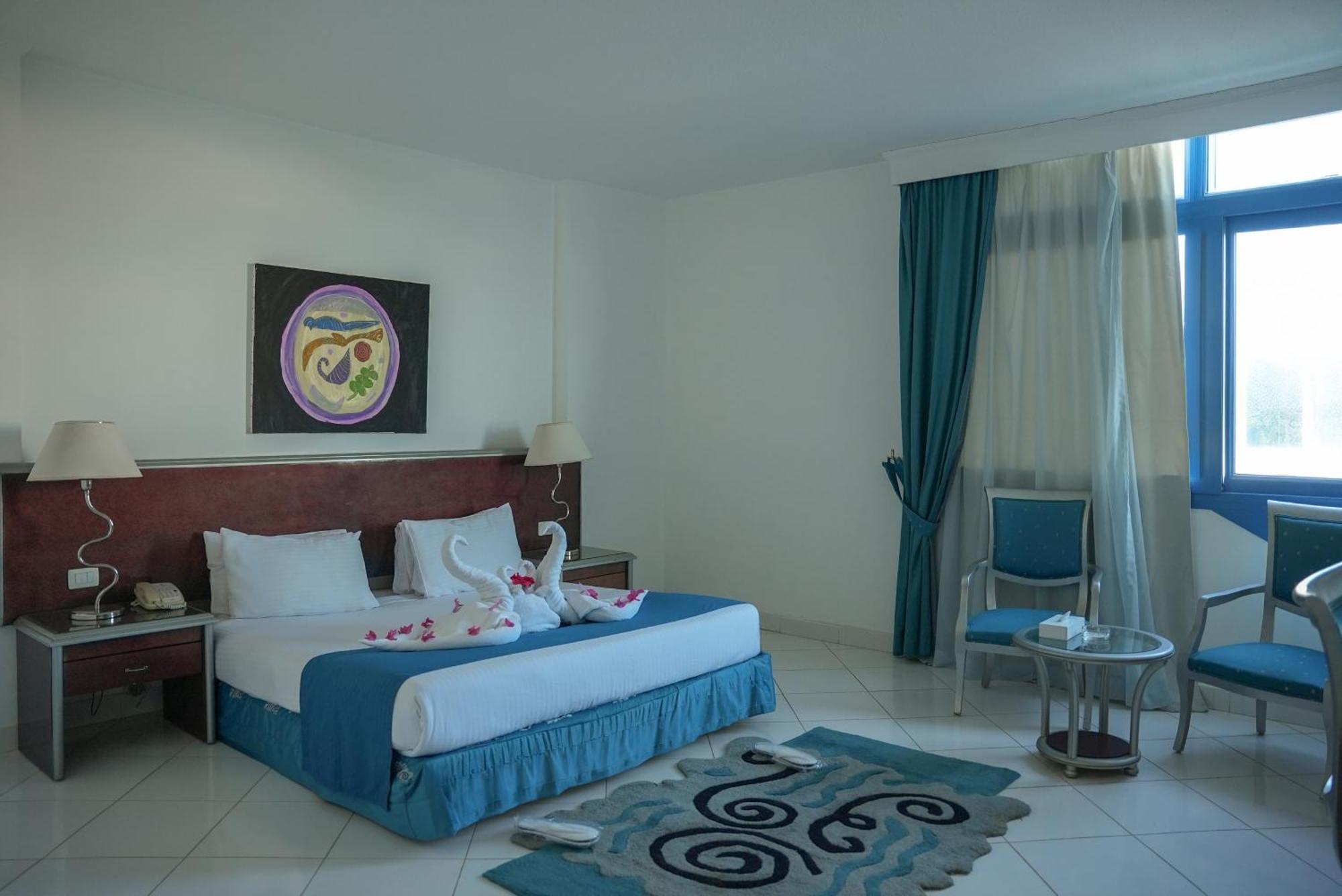 Double or Twin Room Garden View