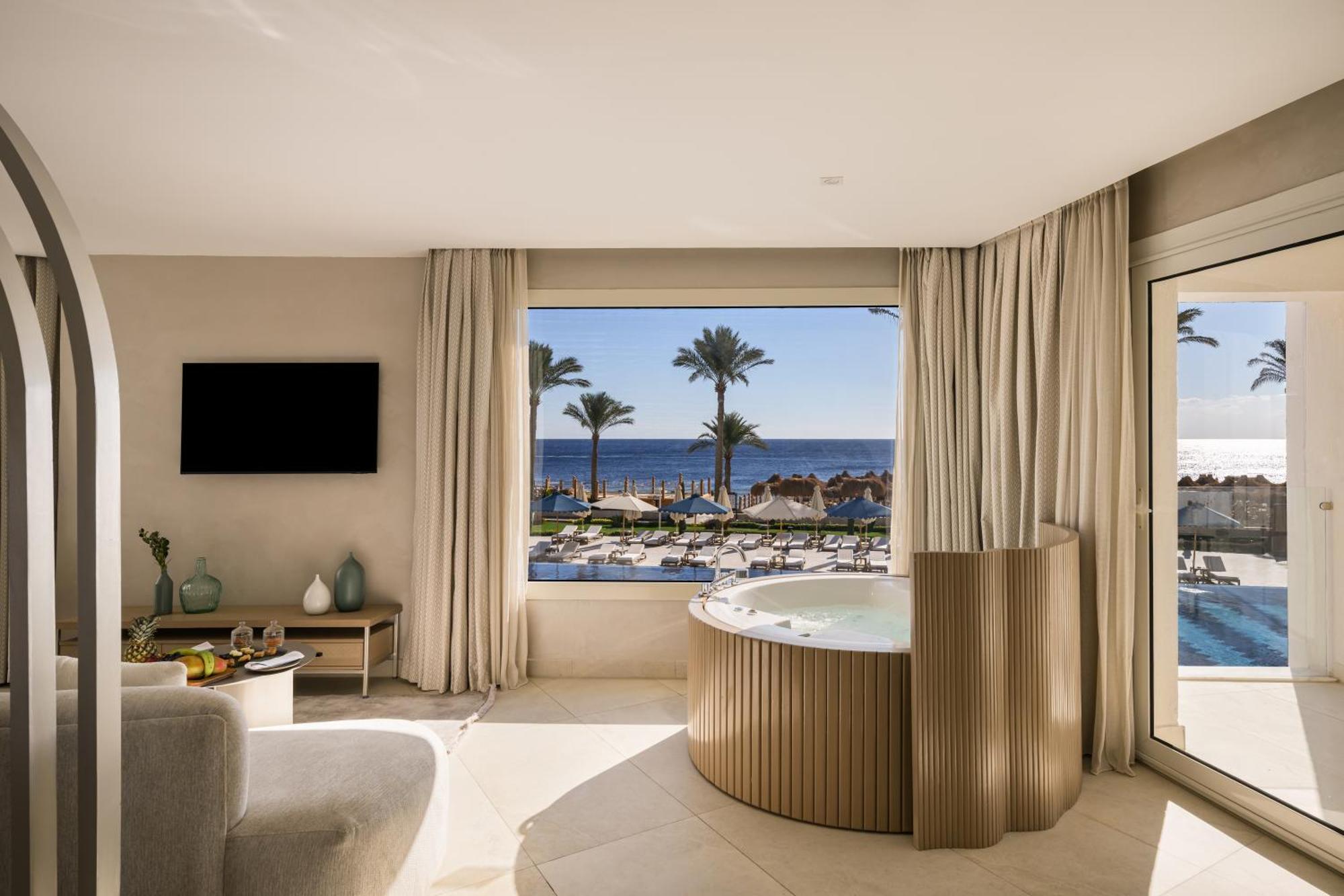 Executive Jacuzzi Suite Posh Club,1772896836:JPEG