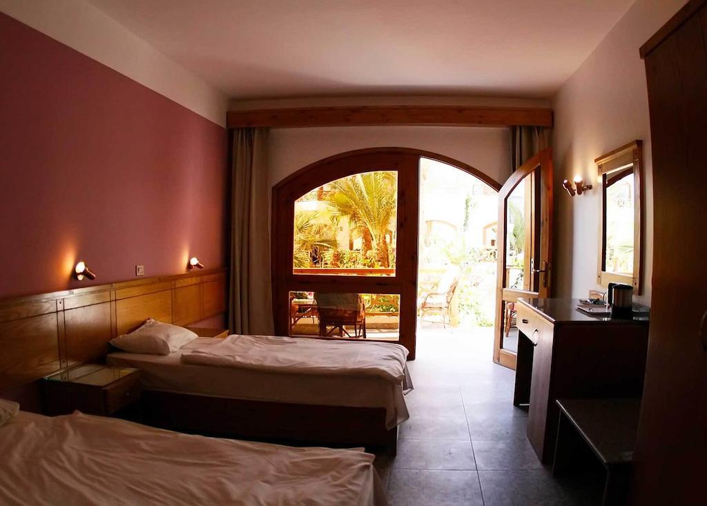 Superior Double or Twin Room with Garden View
