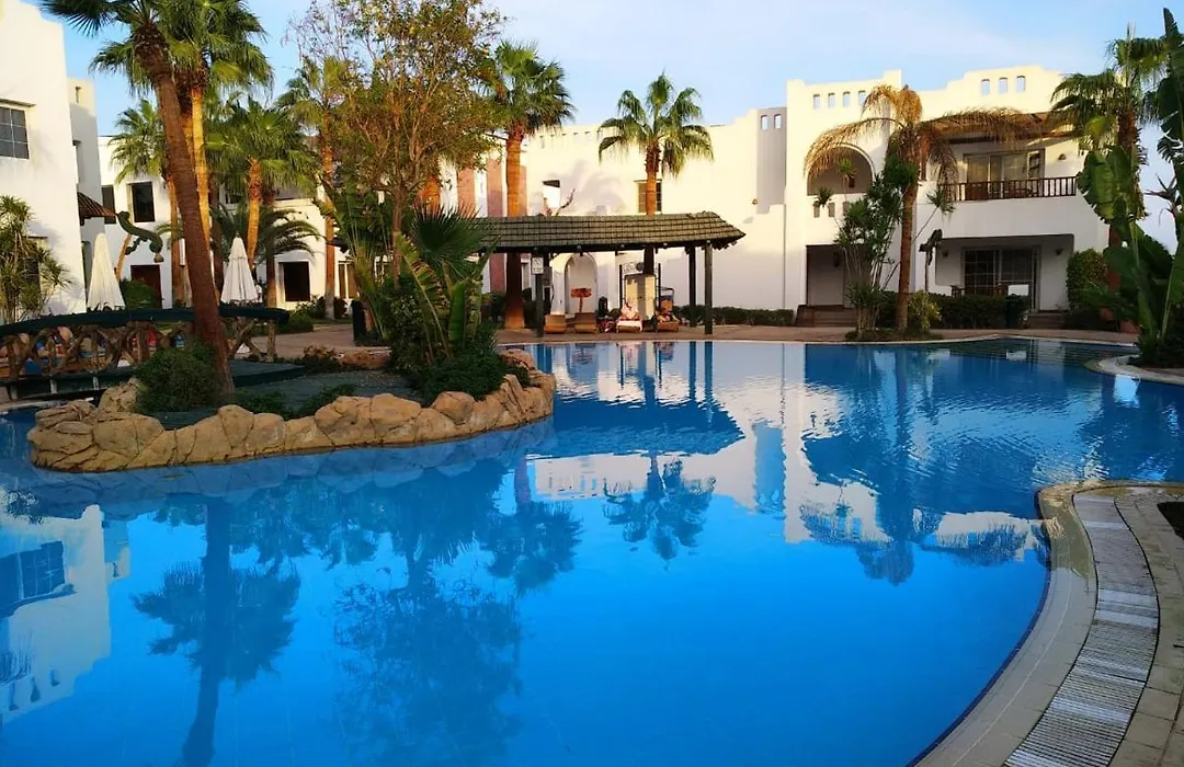 Delta Sharm Resort - Spacious 3Br Apartment With Pools Up To 6 Guests-1
