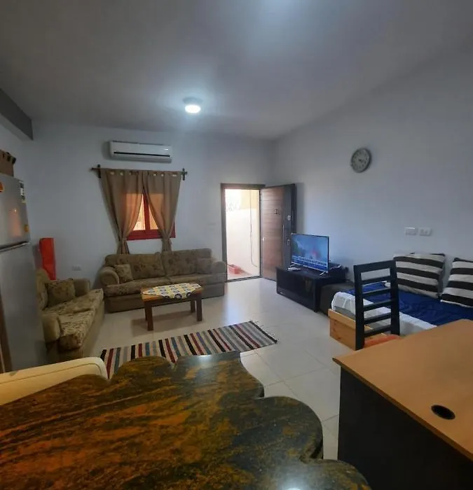 Fatima'S Apartment-1