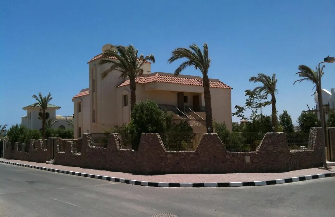 Villa Miramar-1