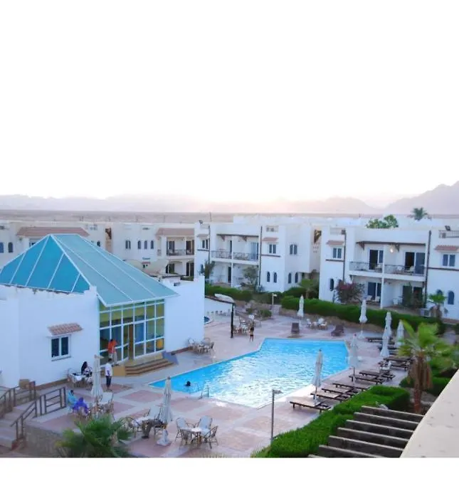 Logaina Resort-1