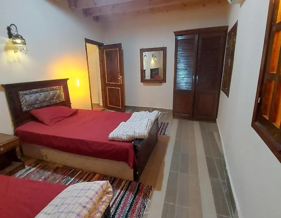 Boondok'S House-1