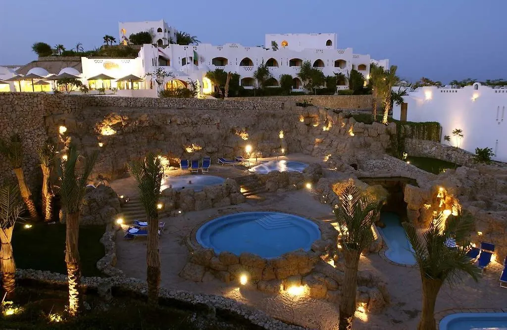 One-Bedroom Apartment In Domina Coral Bay Harem-1