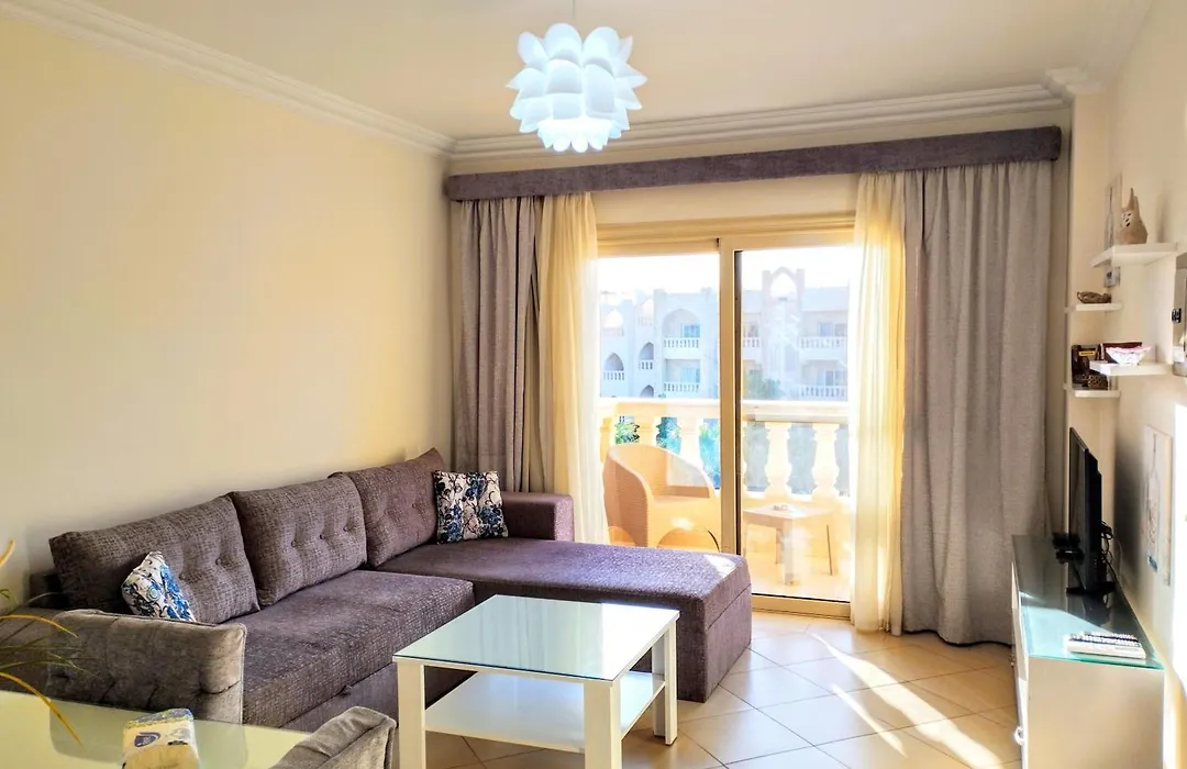 One- Bedroom Apartment S3 In Vip Zone Sunny Lakes-1
