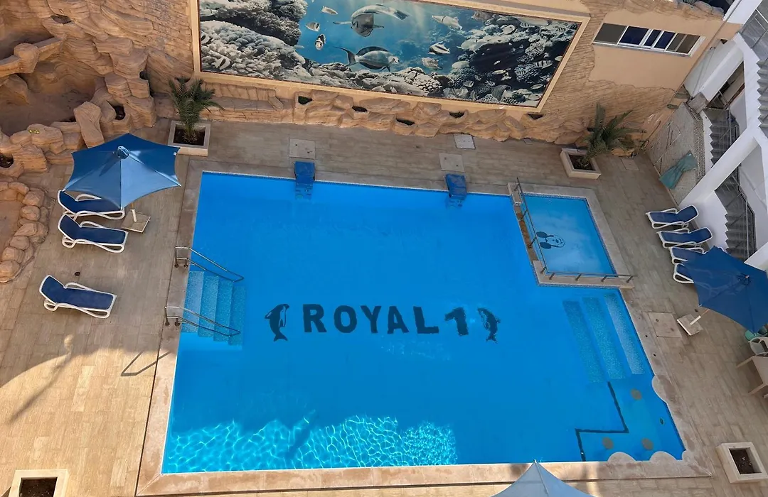 Beautiful 3-Bedroom Apartment On The Ground Floor With Personal Backyard Area And Terrace With Direct Pool Access And Pool View-1