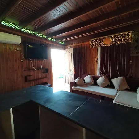Roof Top Studio'S-3