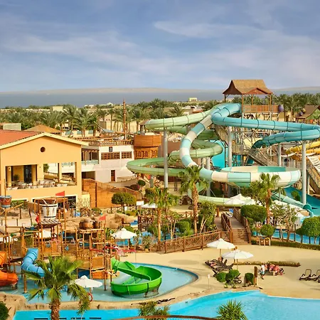 Coral Sea Aqua Club Resort-2