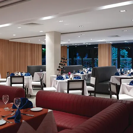 Coral Sea Aqua Club Resort-3