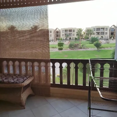Golf Heights Residents-3