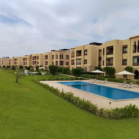 Golf Heights Residents-2
