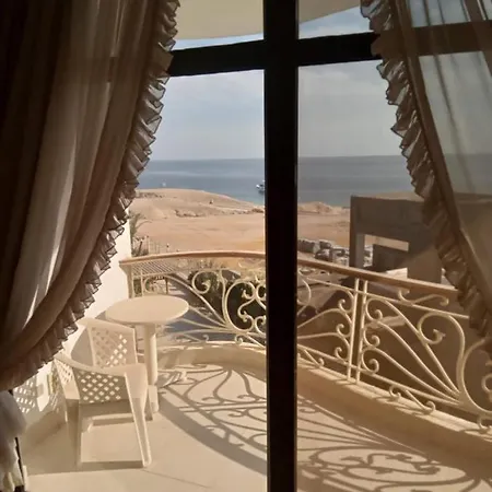 Beach Front - Comfortable Home Vacation With Private Beach & Pool-2
