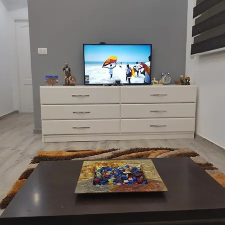 Flat 01 Bed Room. Sea Street. Hadaba Area.-2