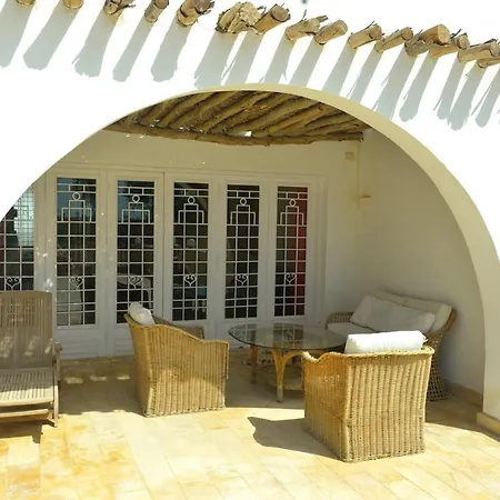 Beachfront Luxury Villa With Sea Views, World'S Best Coral Reefs, Scuba & Snorkeling-2