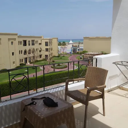 Amwaj Oyoun Hotel Nabq Bay-3