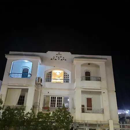 Alex,S House-3