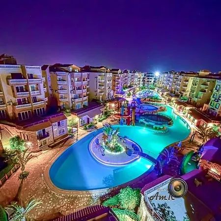 Lovely 1 Bedroom Luxury Apartment Front Of The Pool-2