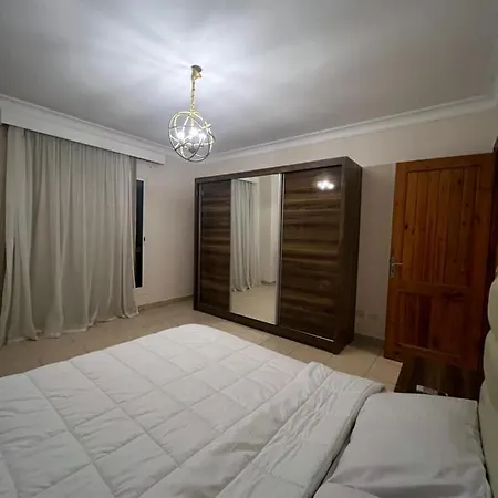 Spacious Landscape And Pool View Studio.-2