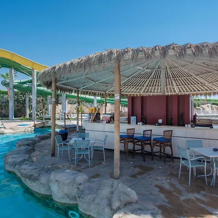 Reef Oasis Beach Aqua Park Resort-2
