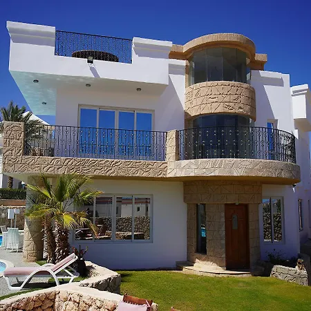 Beach Side-Villa Sharm-Family Vacation Sleeps 10-2