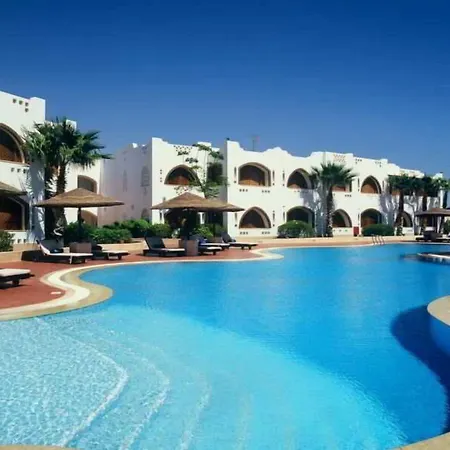 Domina Oasis Hotel & Resort-2