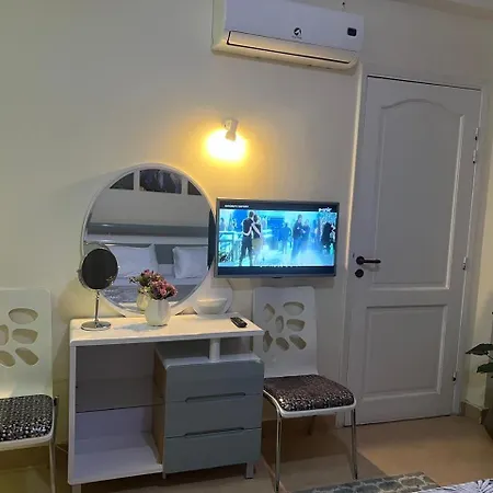 Viva Reef Fully Furnished Suite-3