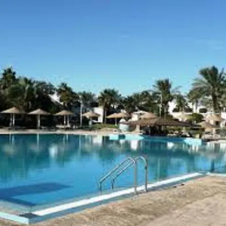 Coral Bay Prestige Apartment-2