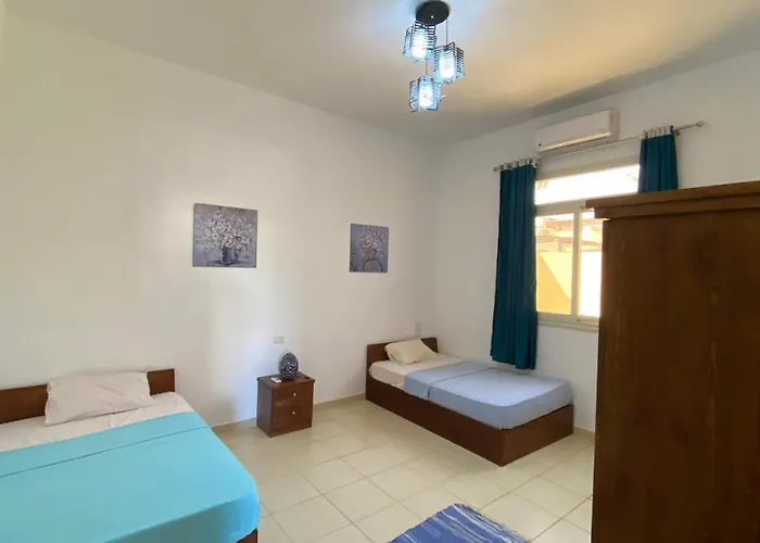 Lovely 3 Bedroom Serviced Apartment With A Garden Dahab