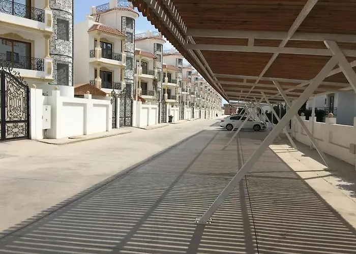 3-Bedroom Apartment On The Ground Floor - Sharm Hills Resort acceptant les animaux