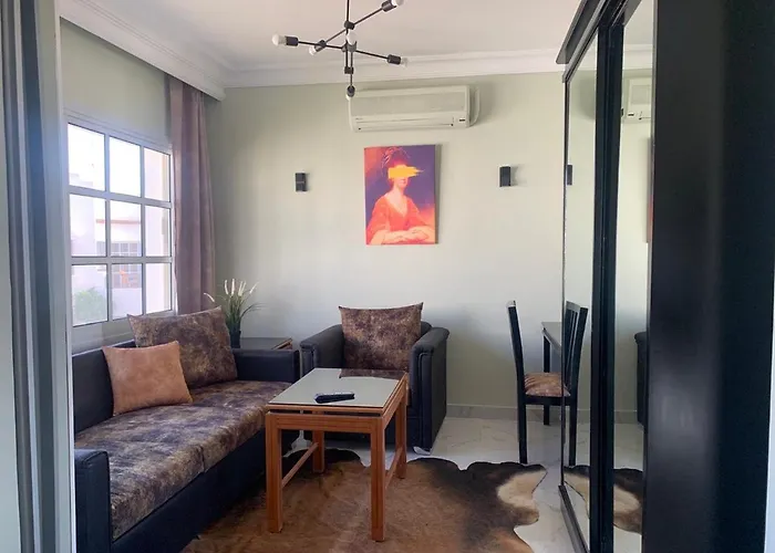 Art Style Modern Two-Bedroom Apartment Charm el-Cheikh acceptant les animaux